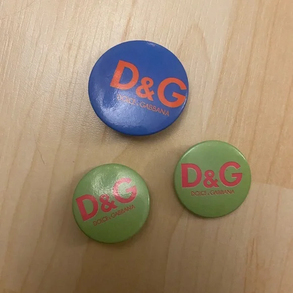 Dolce & Gabbana Colorful Logo Button Trio - Picture 3 of 9